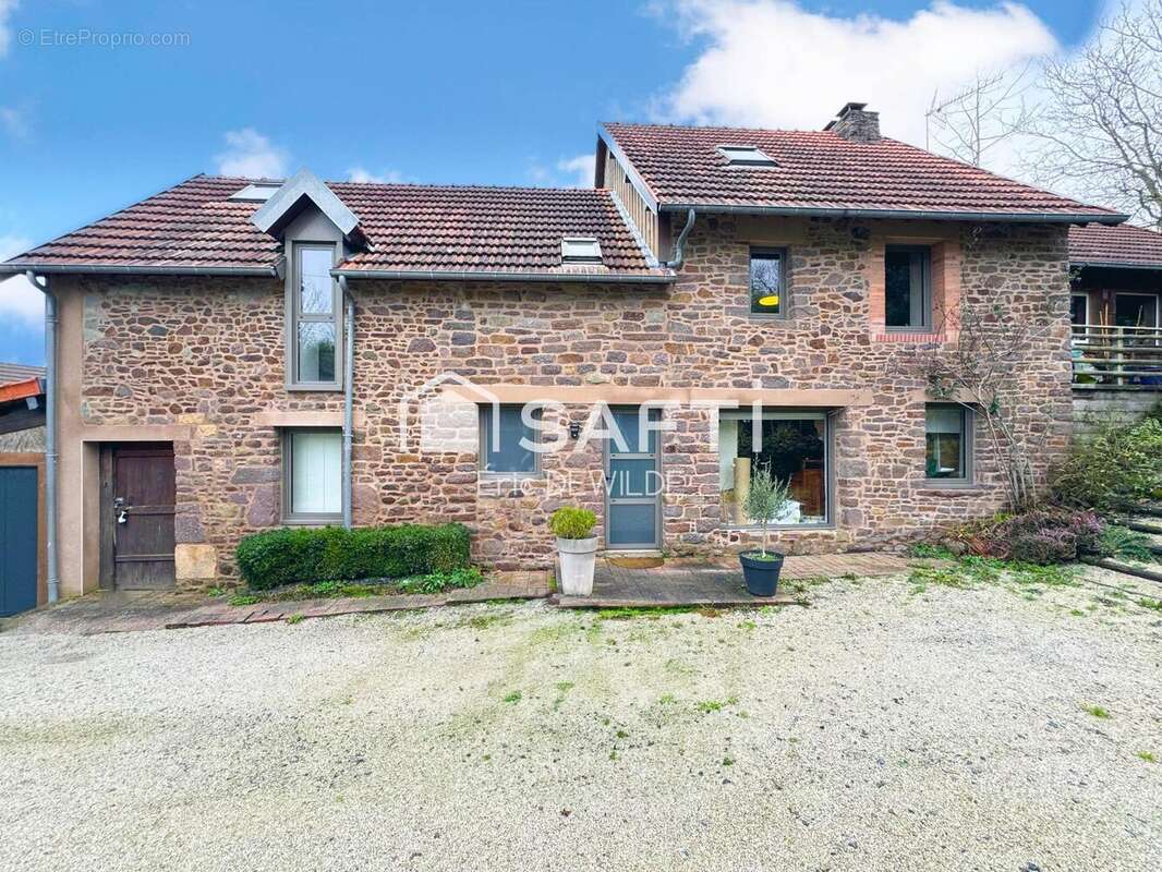 Photo 2 - Maison à SAINT-PLANCHERS