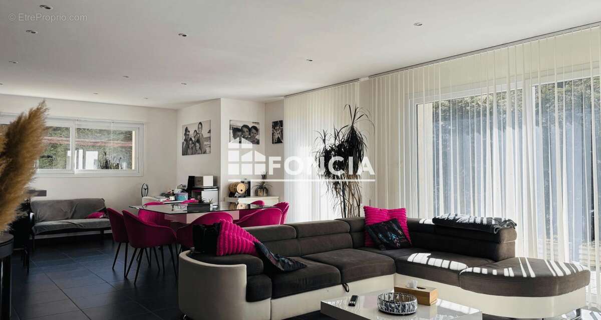 Maison à SAINT-MARTIN-D'URIAGE