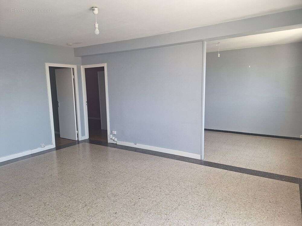 Appartement à SAINTE-FOY-LES-LYON