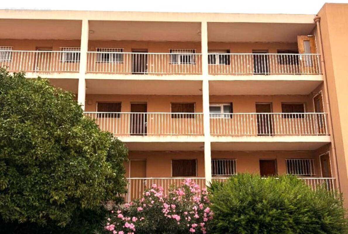 Appartement à HYERES