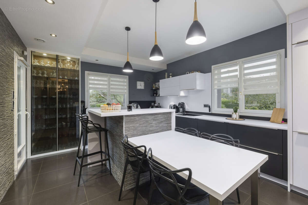Maison d'exception  au coeur d'un beau parc arbore aux portes de rennes - photo 9