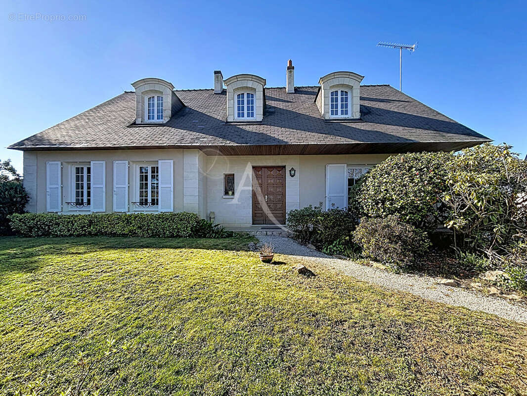 Maison à BOUCHEMAINE