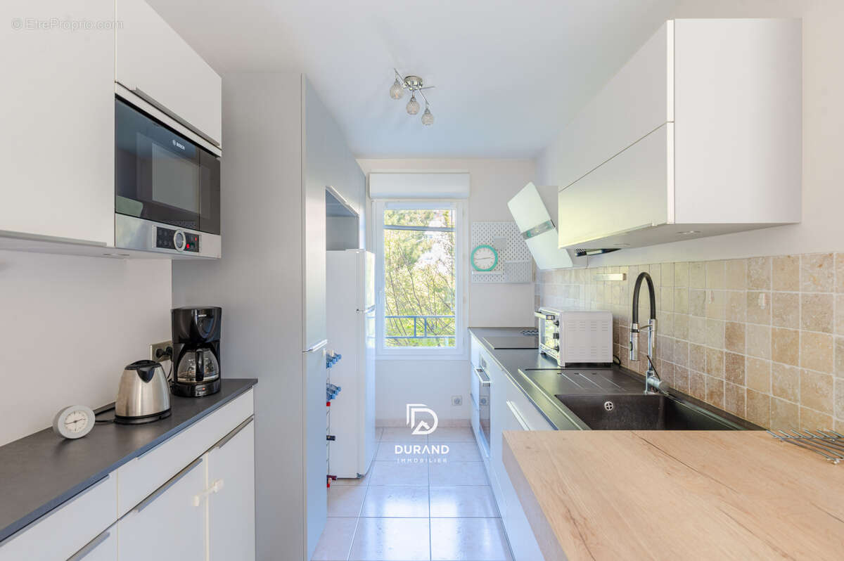 Appartement à MARSEILLE-9E