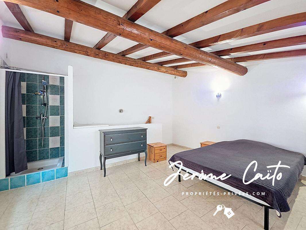 Maison à SAINT-GILLES