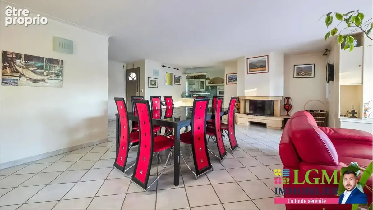 Maison À Vendre Mus, Villa de charme avec piscine, vue et plus de 2 000 m² de terrain - photo 11