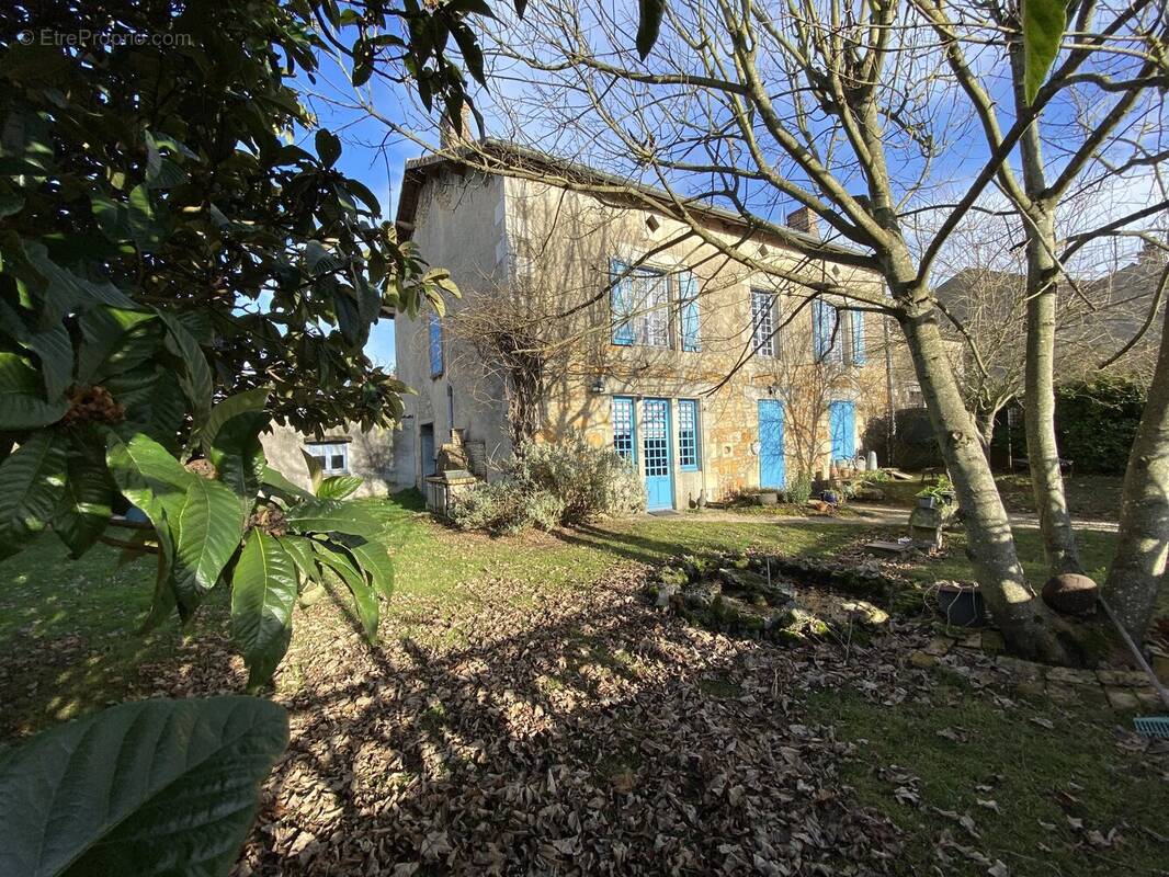 Maison à LHOMMAIZE