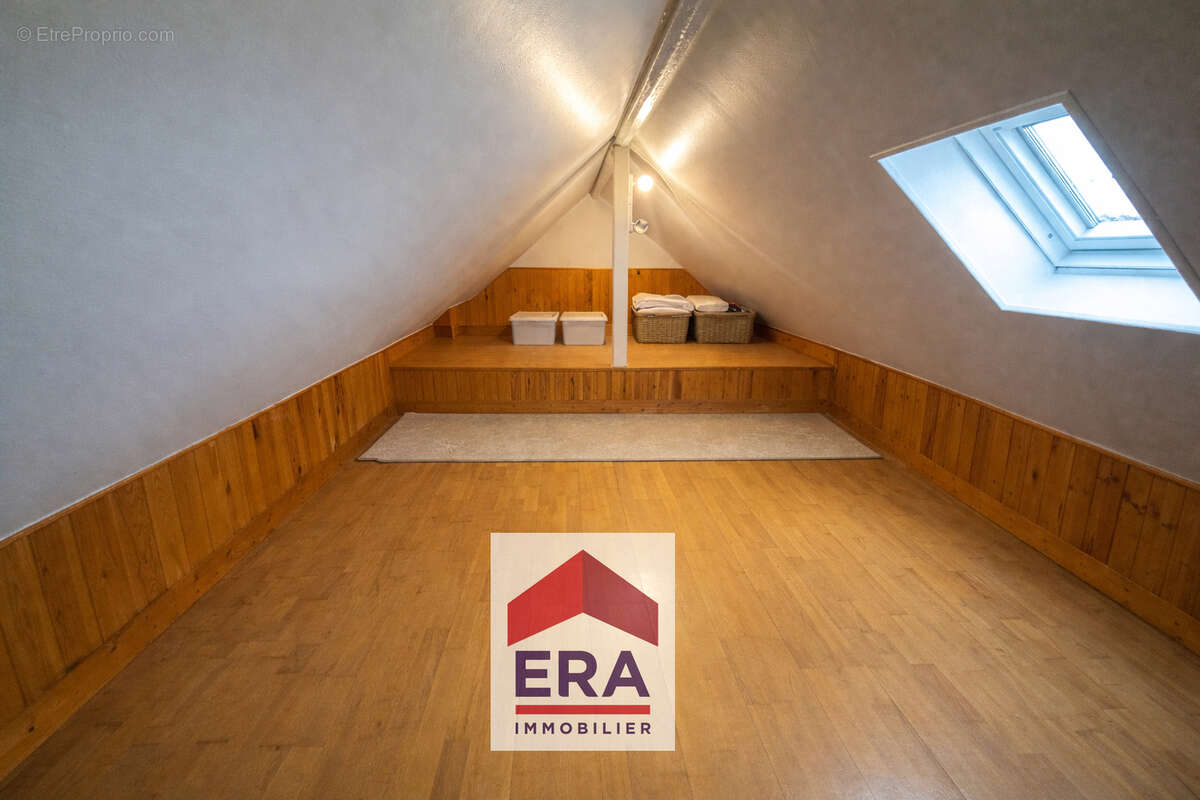 Maison à SARTROUVILLE