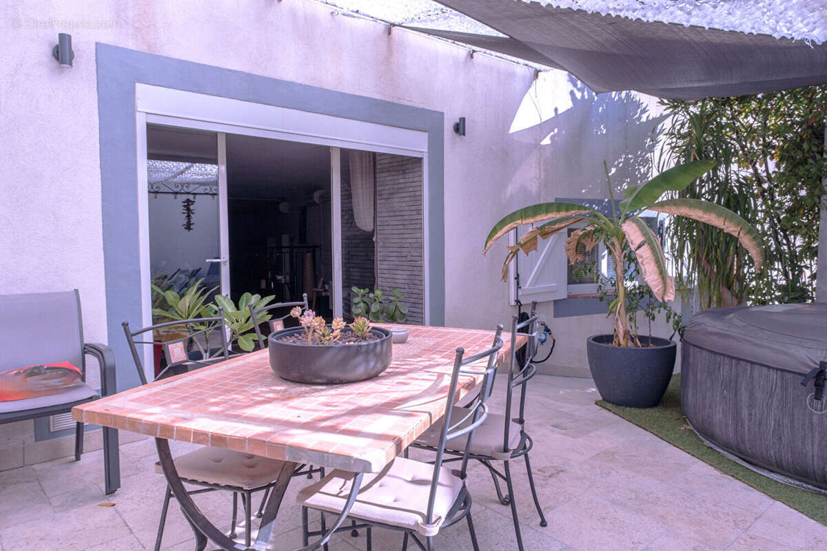 Appartement à ROCBARON