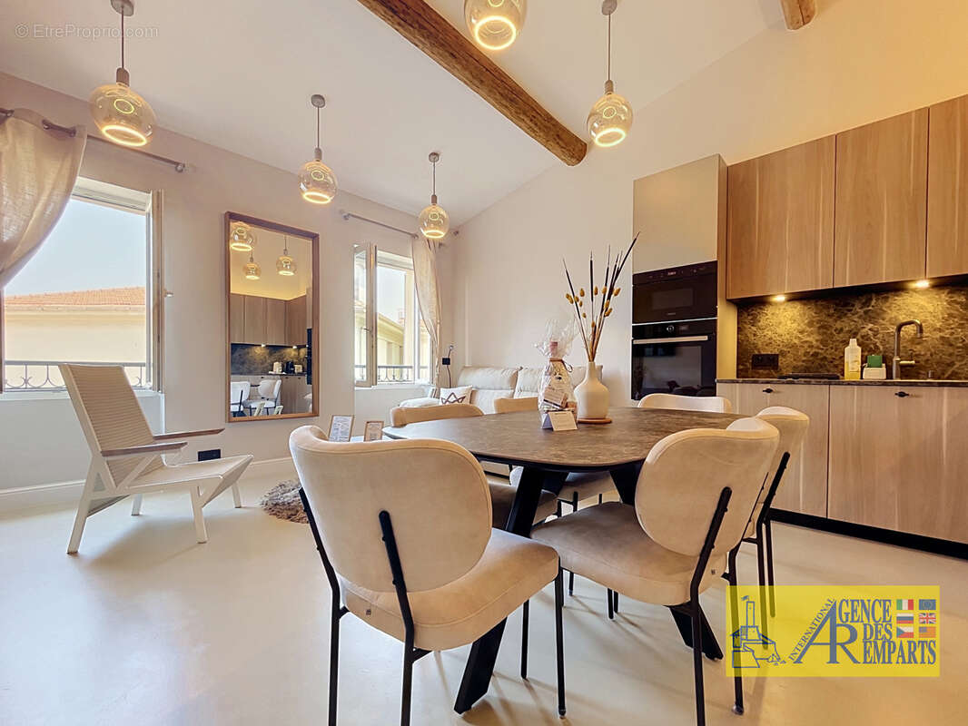 Appartement 3 pièces de charme dans le Vieil Antibes - photo 2