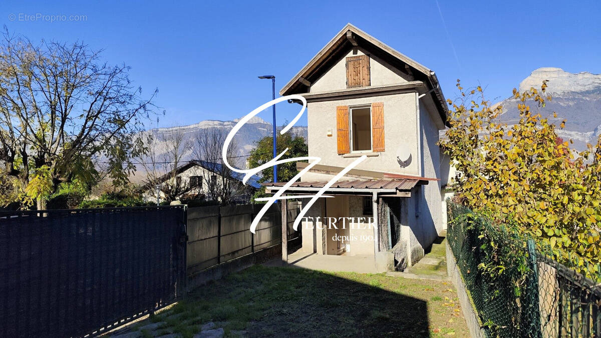 Maison à VILLARD-BONNOT