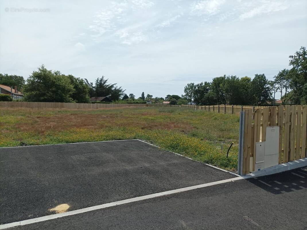 Terrain à BISCARROSSE