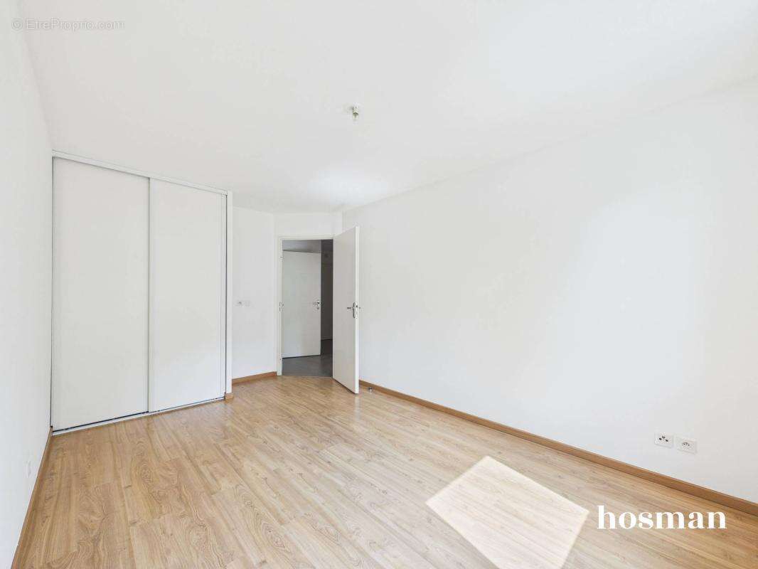 Superbe appartement T4 de 87 m² avec jardin privatif, double parking, Rue Hustin, Le Haillan - photo 11