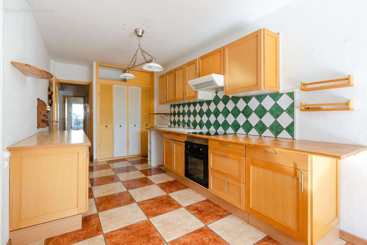 Cuisine - Appartement à NARBONNE