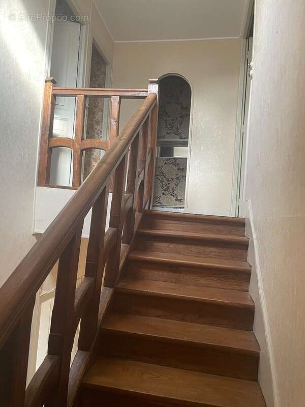 Maison à vendre  10 pièces CHATEAU THIERRY (02) - photo 9