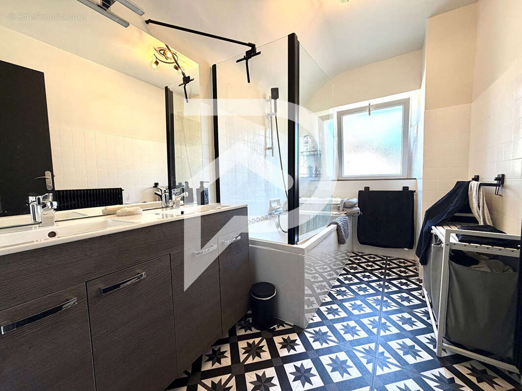 Maison Béarnaise Labastide-Cézéracq 7 pièces 177 m² - photo 10