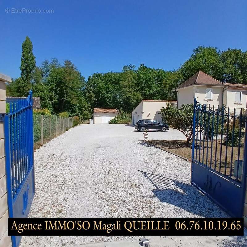 Maison de caractère quartier très recherché de la Brède - photo 2