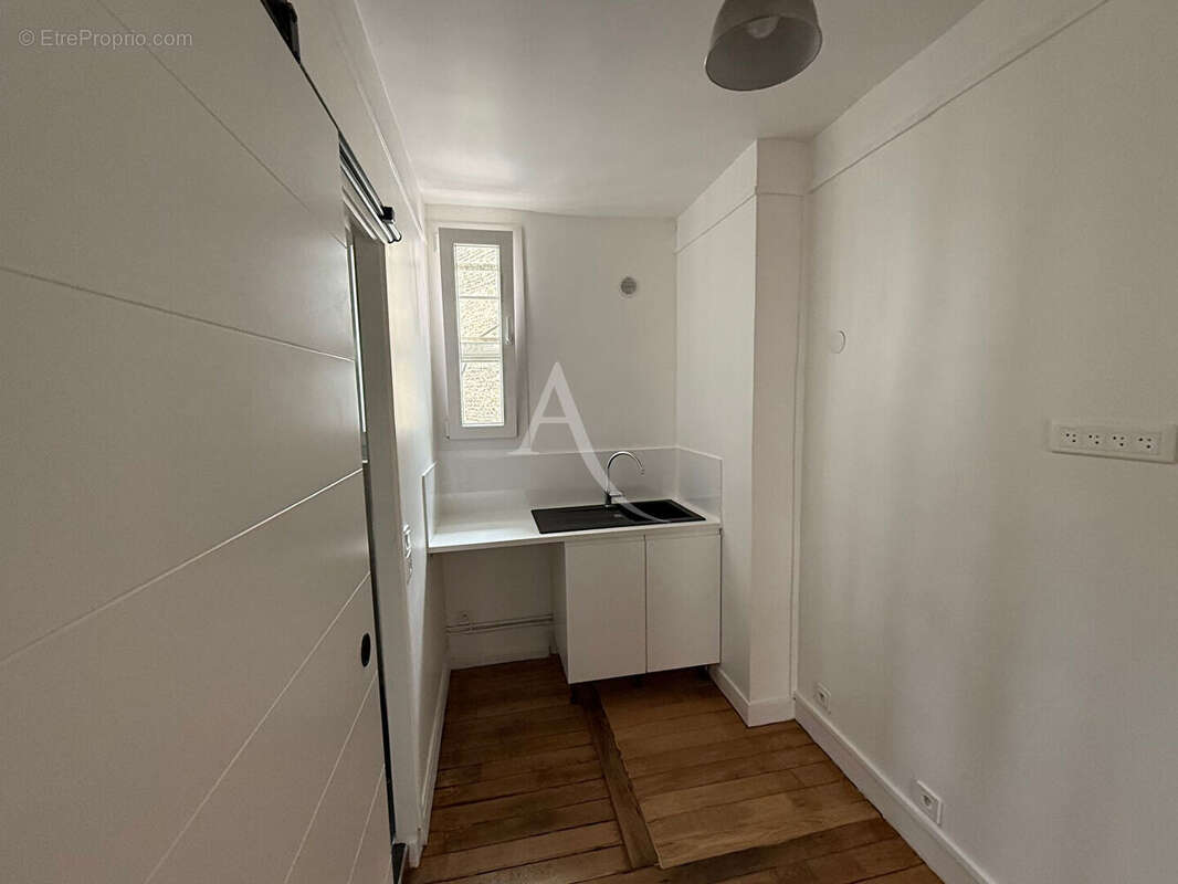 Appartement à PARIS-12E