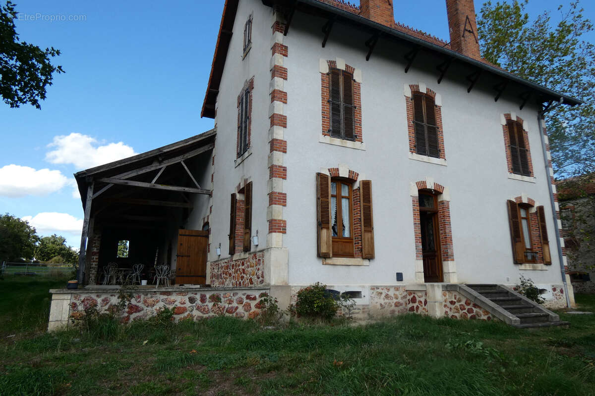 Maison à LA CHAPELAUDE