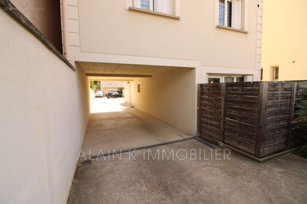 Appartement à CHILLY-MAZARIN