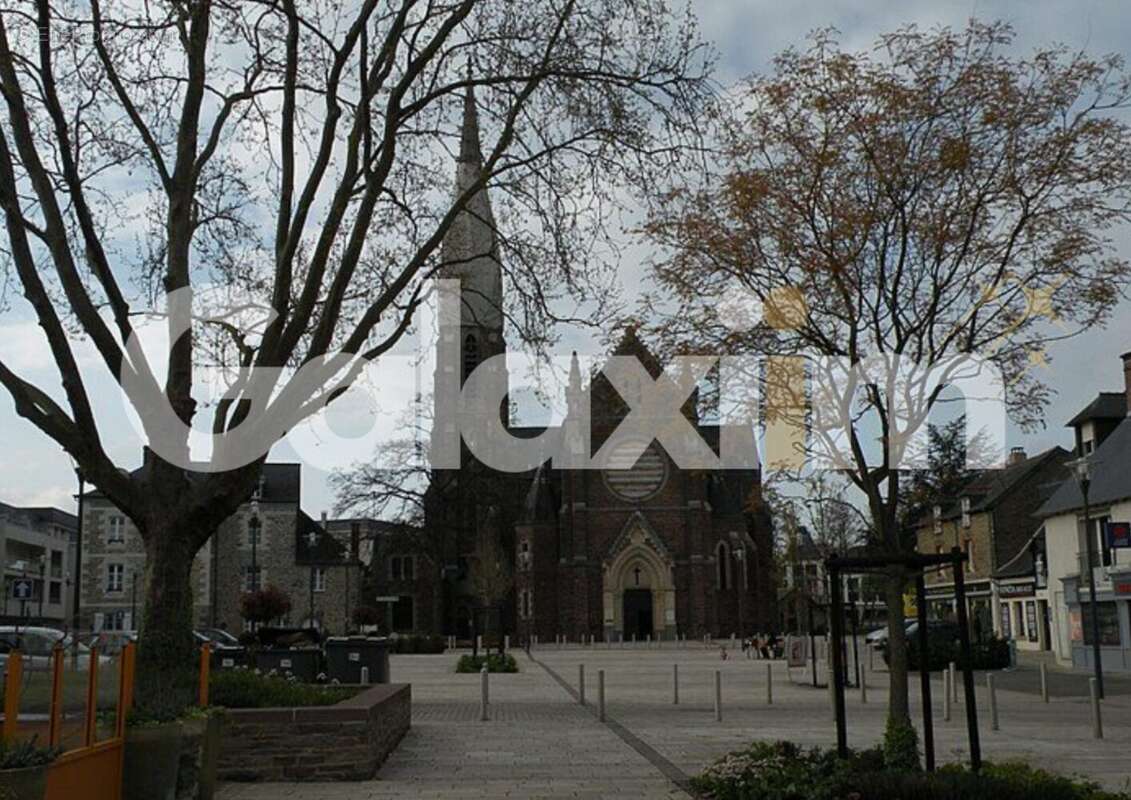 Commerce à CESSON-SEVIGNE