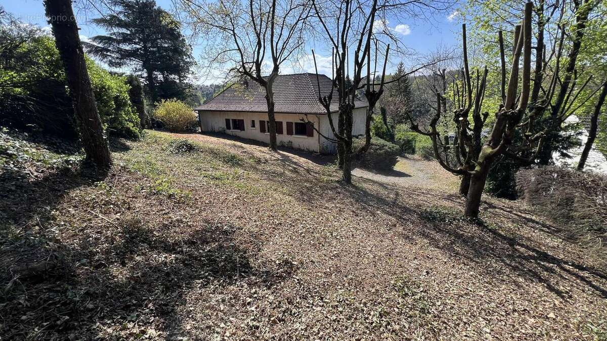 Photo 4 - Maison à CHARBONNIERES-LES-BAINS