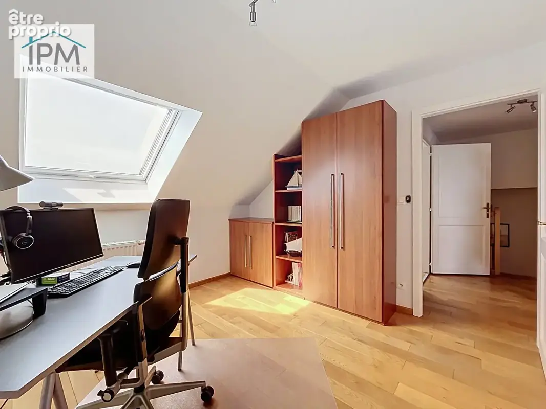 Duplex au dernier étage avec balcon, garage, cave et parking à Obernai - acheter - IPM Immobilier - photo 11