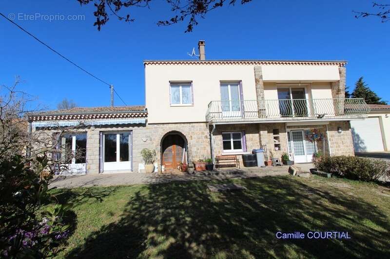 Maison à VERNOUX-EN-VIVARAIS