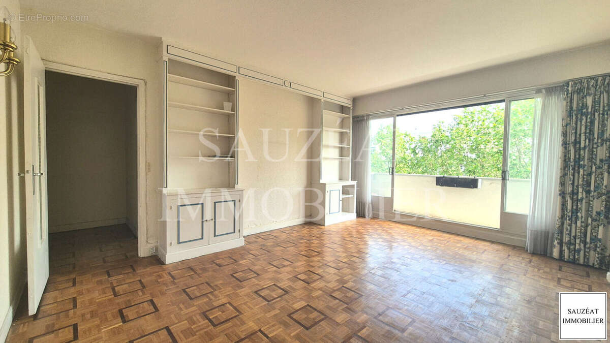 Appartement à MONTROUGE