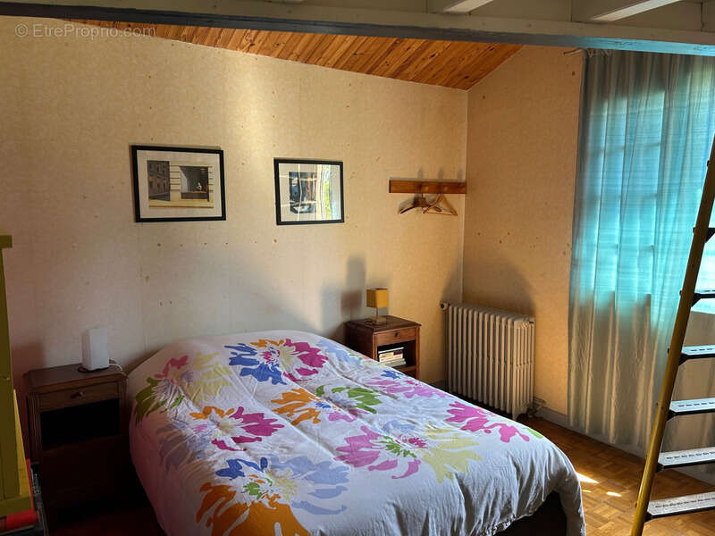 Maison à CHANTECORPS