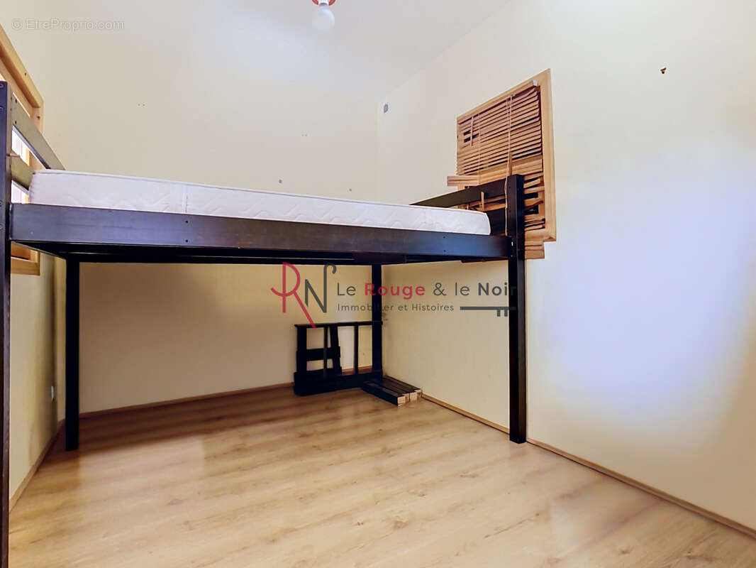 Appartement à SAINT-PIERRE-D'ALBIGNY