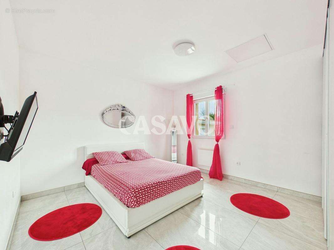 Vente Maison 4 pièces de 106m² - 33530 Bassens - photo 6