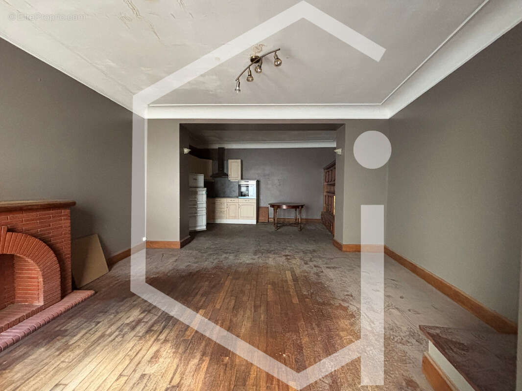 Appartement à COSNE-COURS-SUR-LOIRE