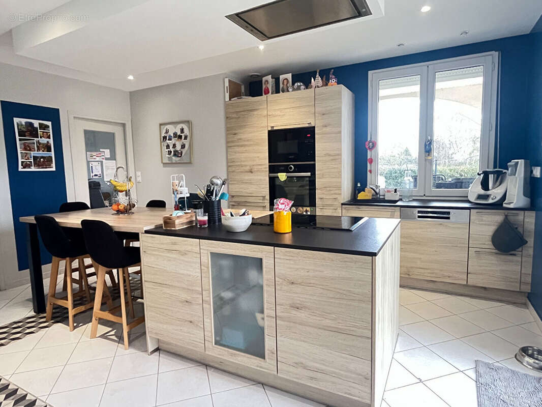 Maison à ARGENTRE-DU-PLESSIS