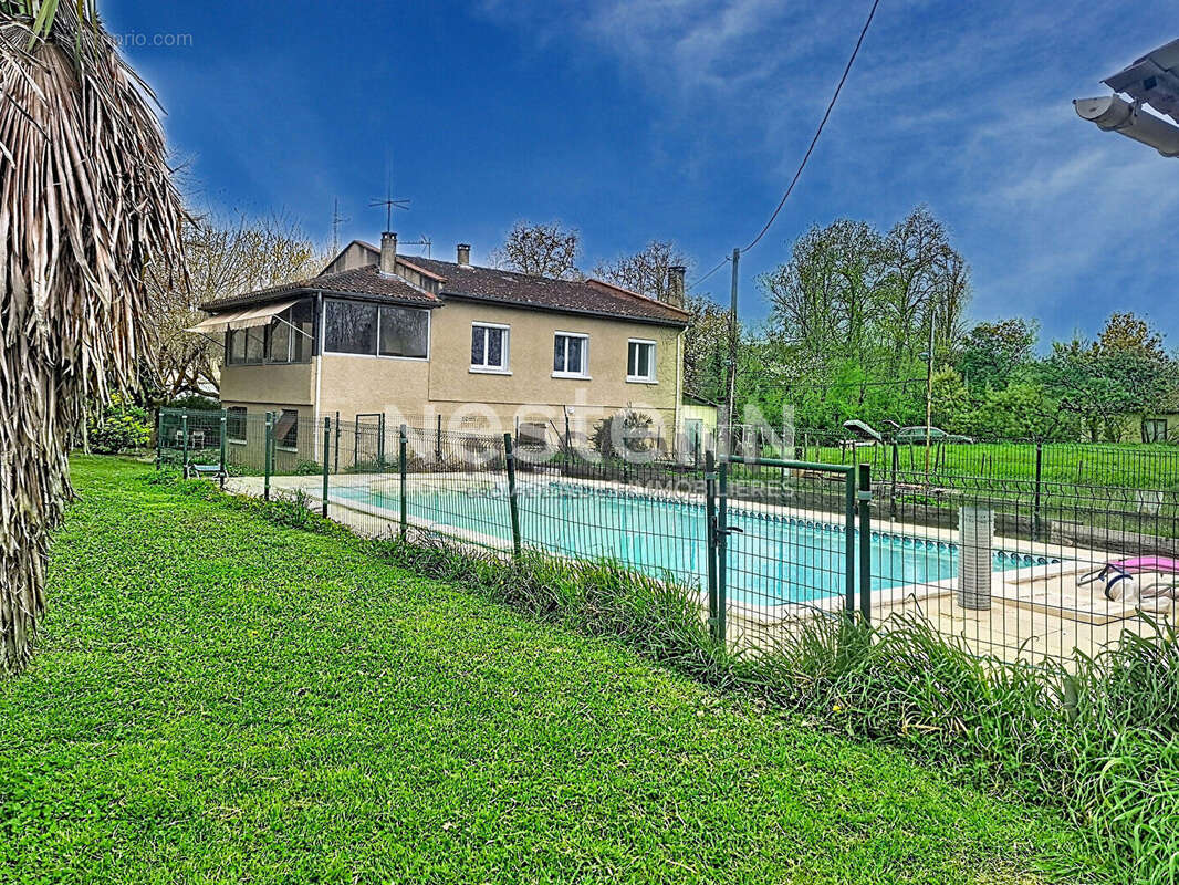 Maison à L'ISLE-DE-NOE