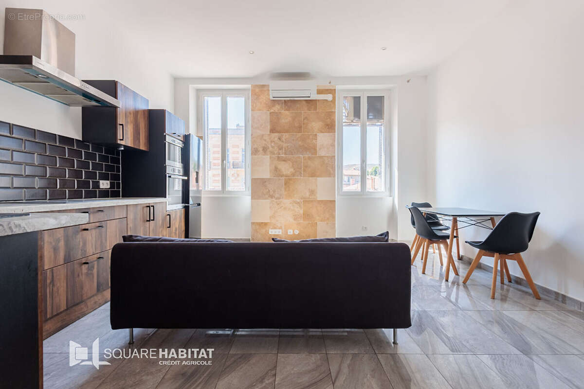 Photo 2 - Appartement à MARSEILLE-16E