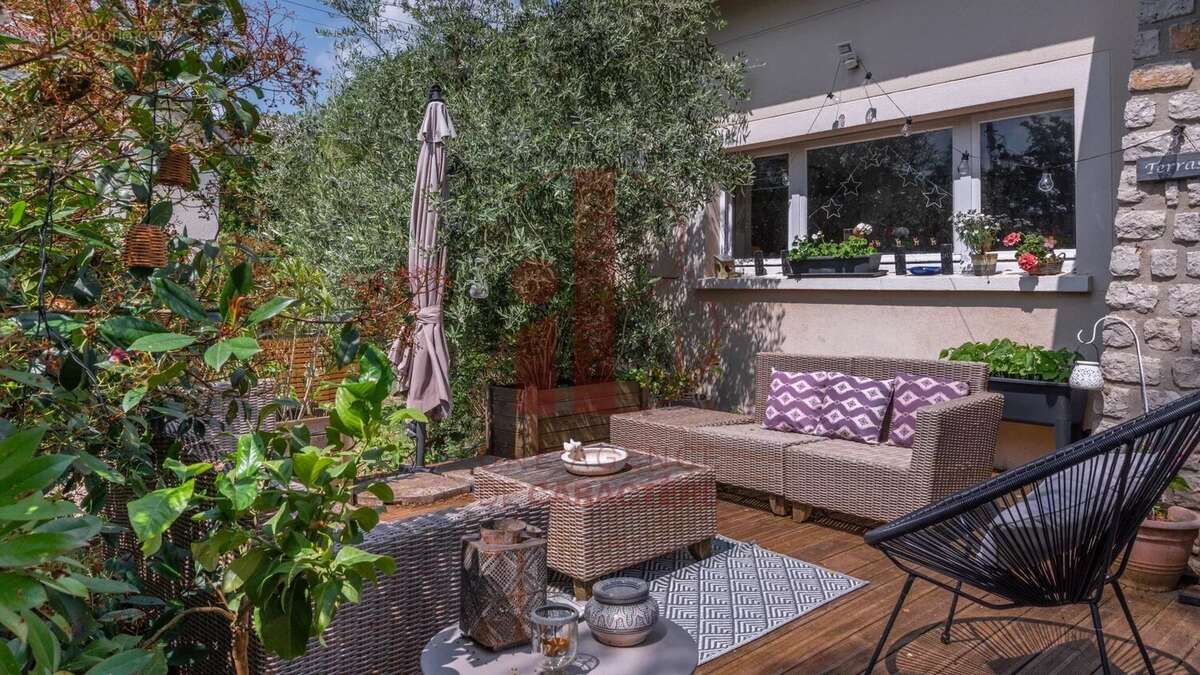 Maison à BOURRON-MARLOTTE