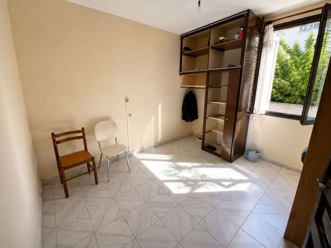 Appartement 28 m² à Bagnolet  - photo 6