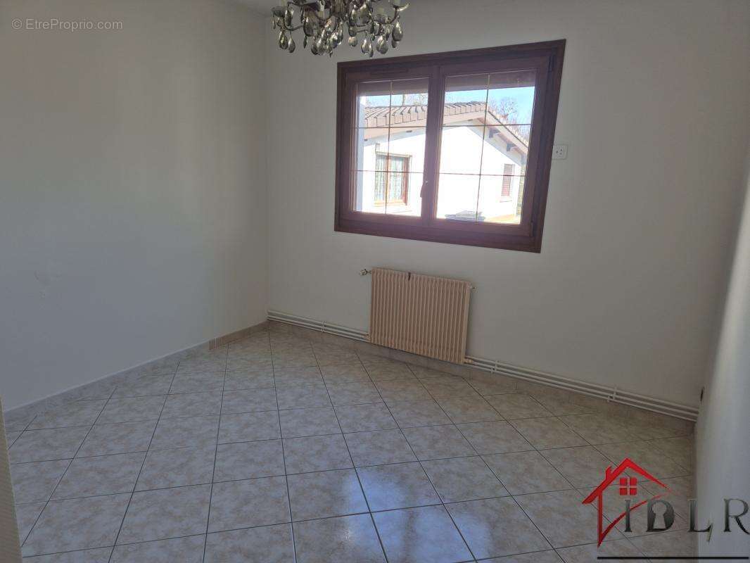 Maison à BETTANCOURT-LA-FERREE