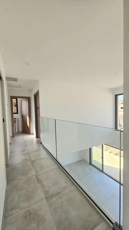 Villa contemporaine T5 avec double garage - photo 9