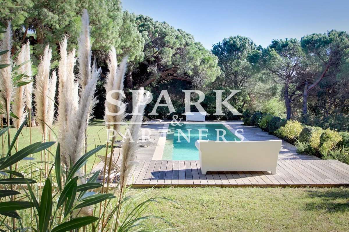 Maison à RAMATUELLE