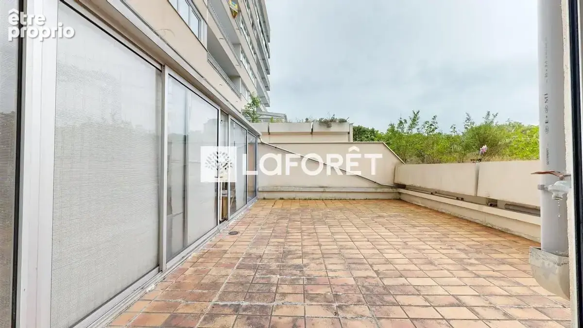 Appartement à NANTERRE