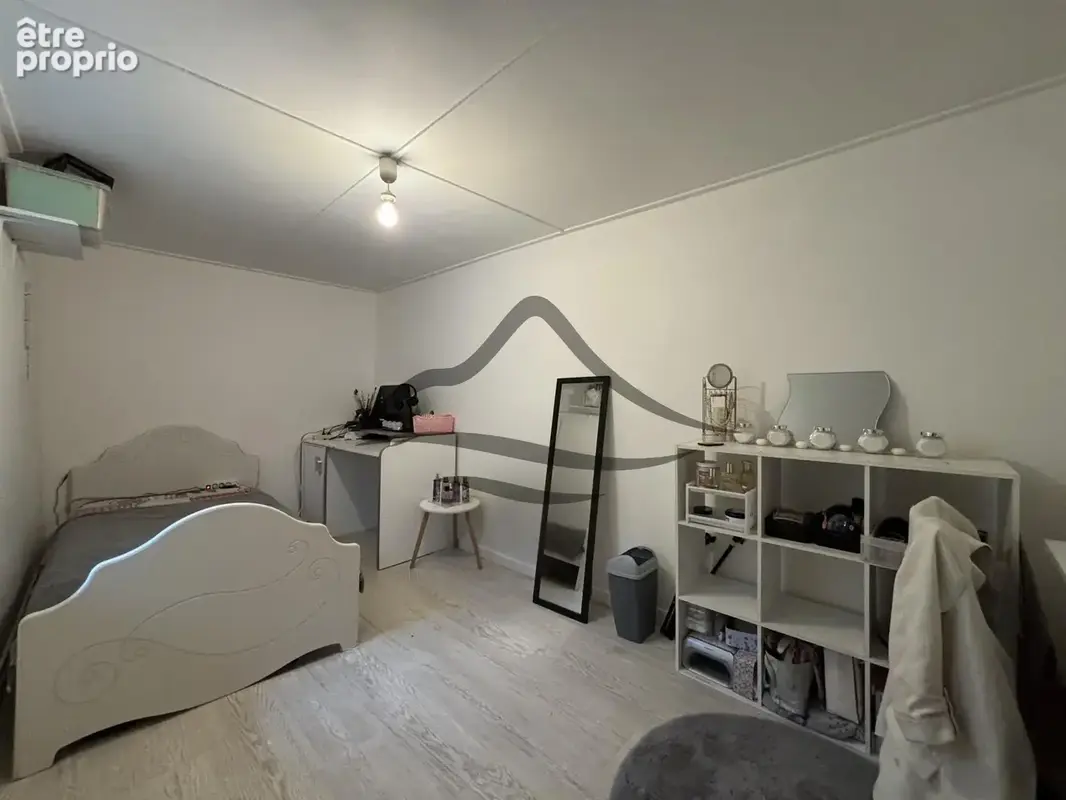 Maison de village atypique - 85m2 avec terrasse et stationnement à Barraux - photo 7