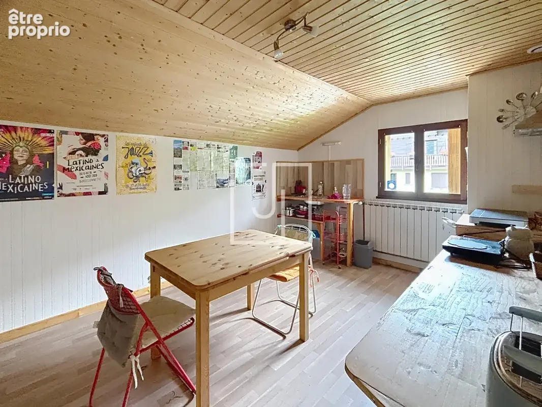 Viager occupé avec réserve d'usufruit   Propriété de 216 m2 composée de 3 appartements   Barcelonnette (04400) - photo 17