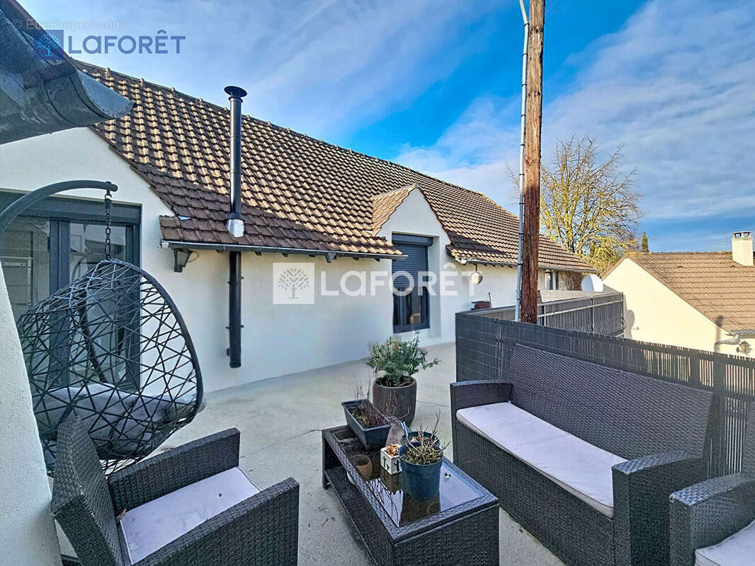 Appartement à MONTRY