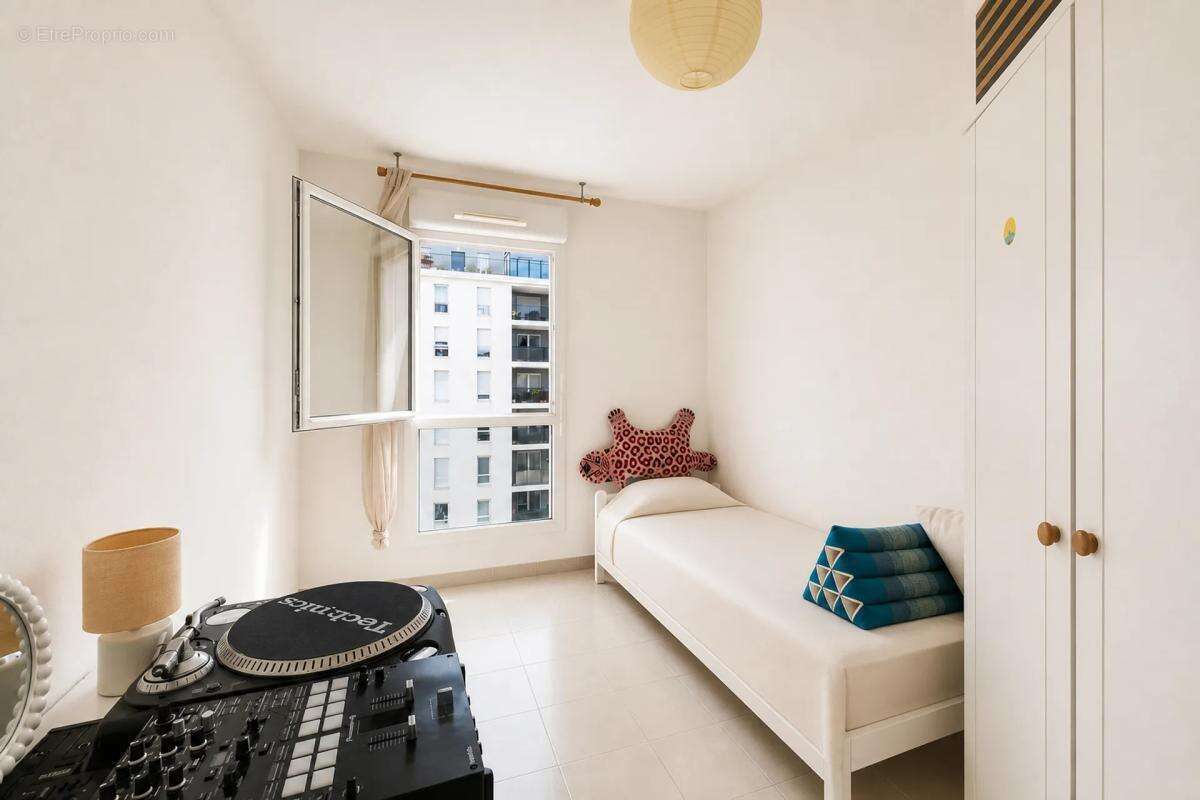 Appartement T3 de 59 m² avec terrasse et parking – Marseille - photo 6