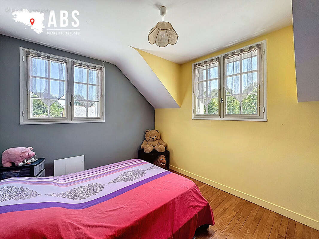 Maison à LA CHAPELLE-DES-MARAIS