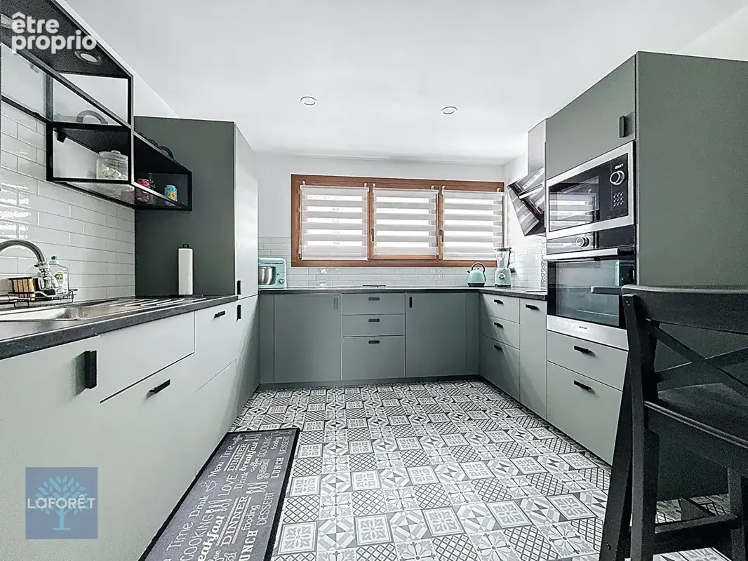 Appartement à CHILLY-MAZARIN