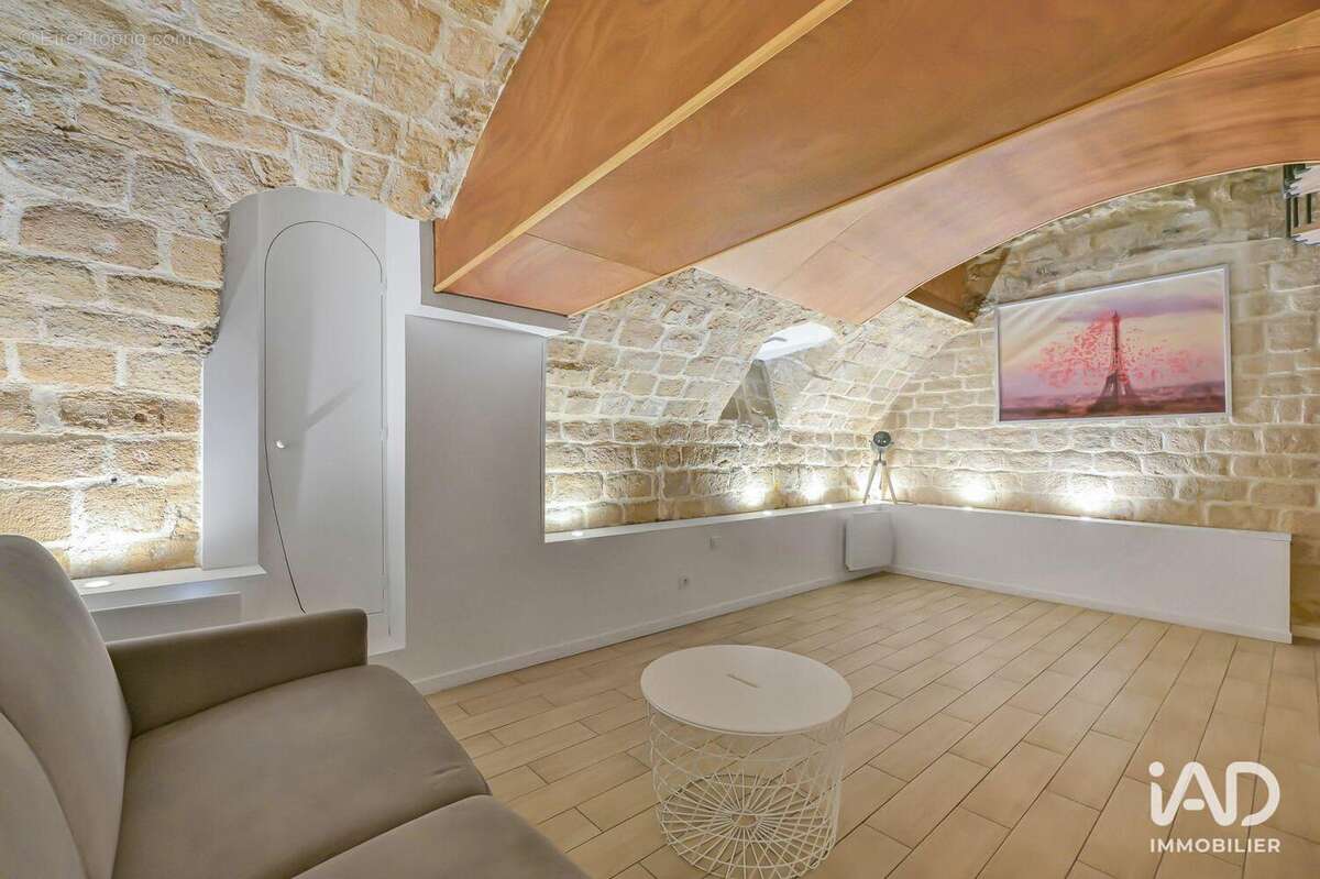 Photo 9 - Commerce à PARIS-11E