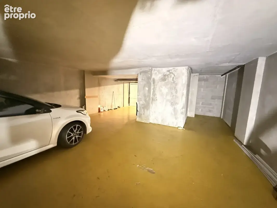 Photo Parking à Marseille-6e au prix de 74 000€