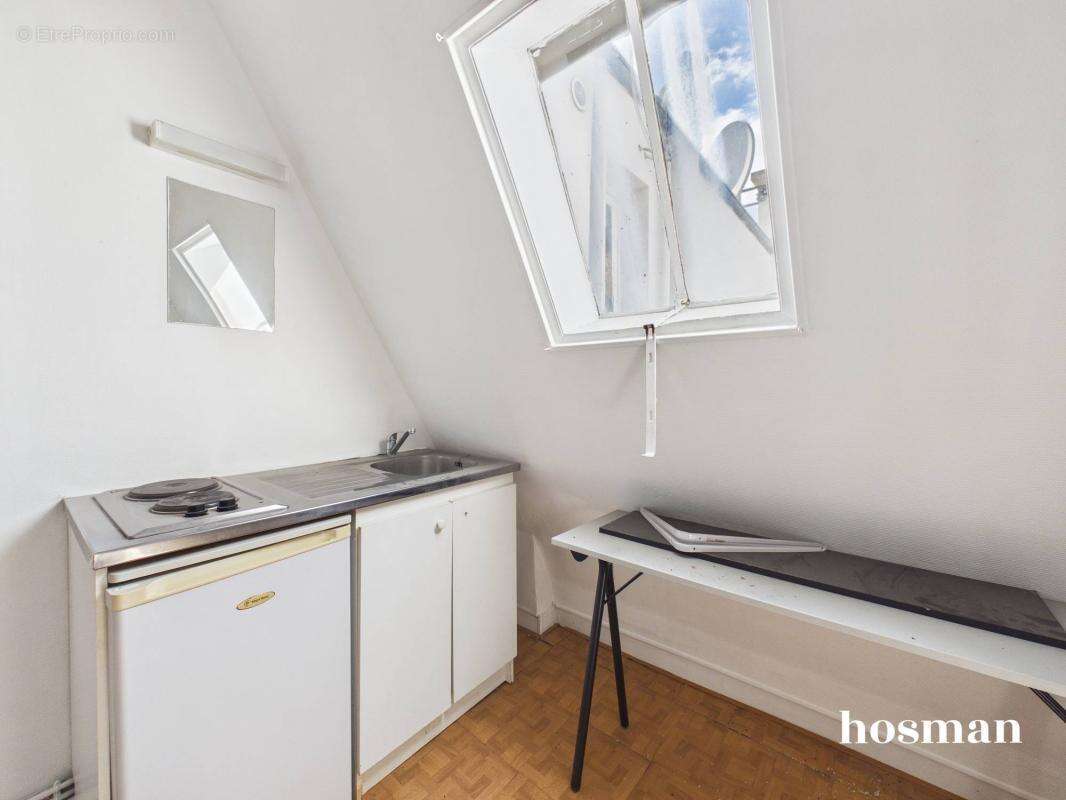 Chambre de service, 1 pièce, 8 m² Carrez - Dernier étage - Avenue D'Iéna, Paris - photo 9